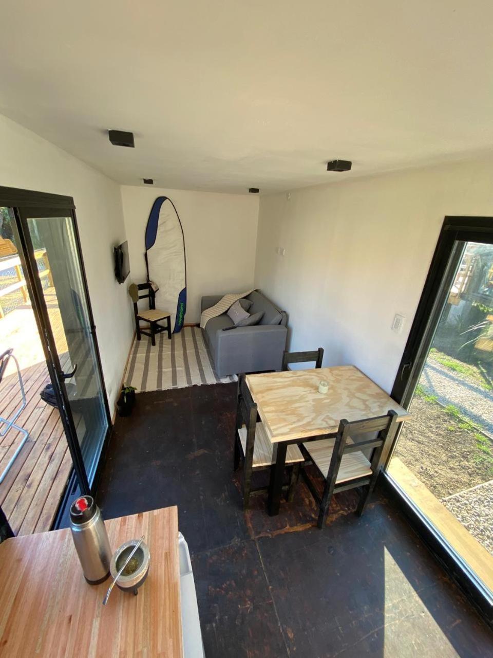 Containers, Acantilados Apartamento